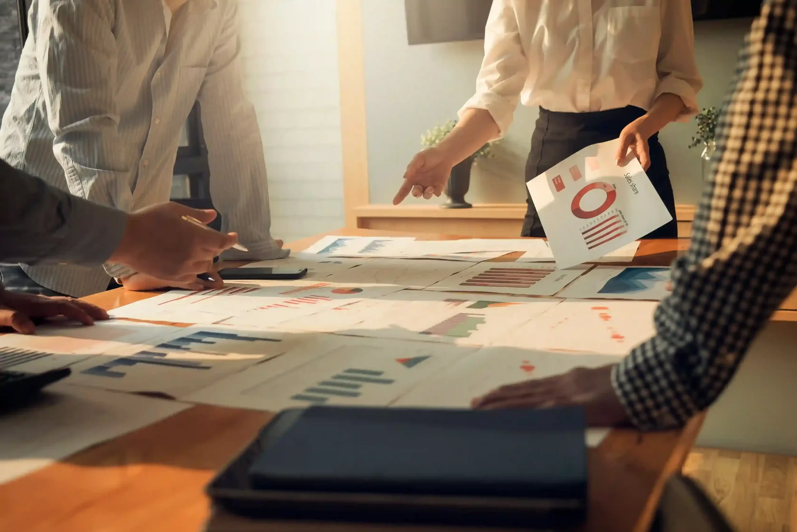meeting-business-people-group-corporate-discussion-investment-investment-concept-conference-room_11zon